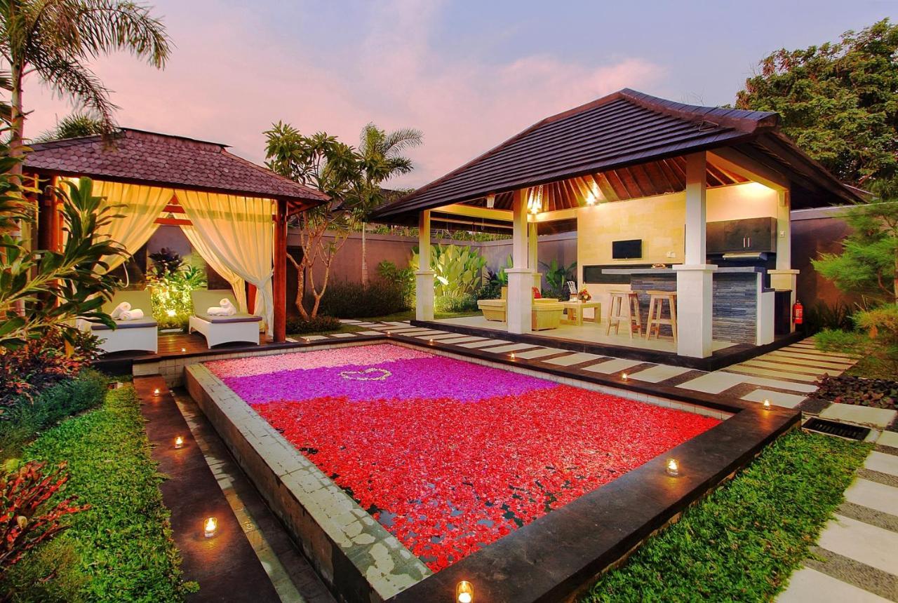 Agata Villas Seminyak Luaran gambar