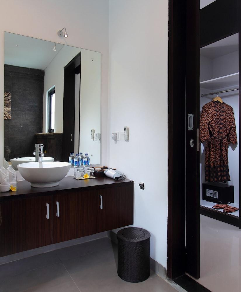 Agata Villas Seminyak Luaran gambar