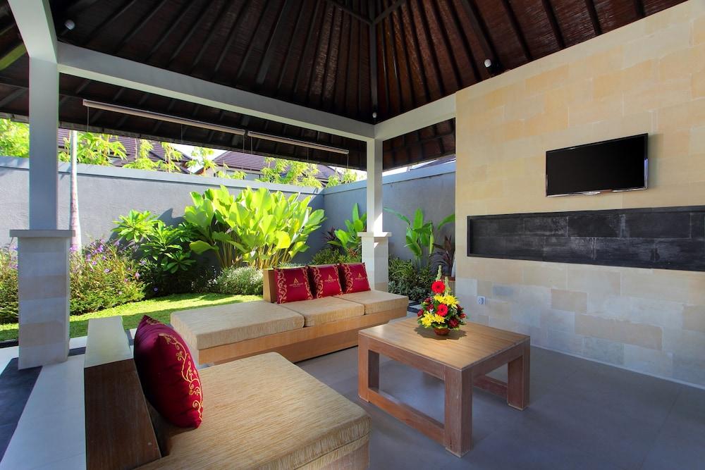 Agata Villas Seminyak Luaran gambar